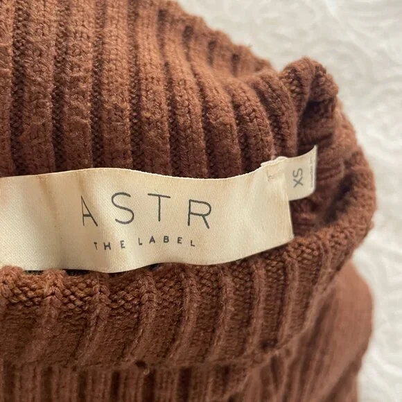 ASTR the Label Nutmeg Ribbed Turtleneck Maxi Sweater Dress ACDR100970 Brown XS - Picture 4 of 8